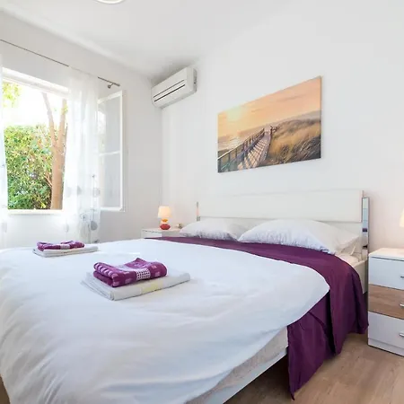 Sunlit Comfort Apartamento *